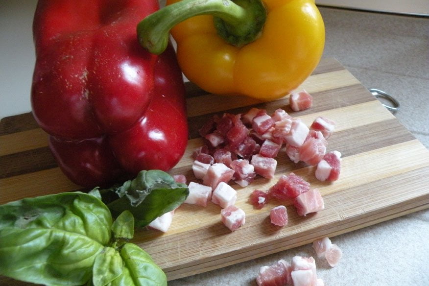 pasta-con-crema-di-peperoni-e-pancetta-001