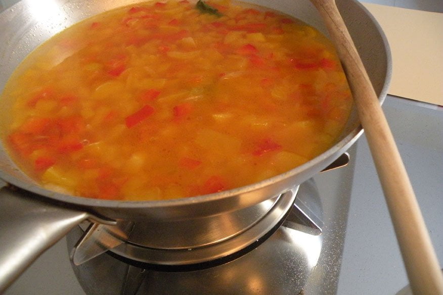 pasta-con-crema-di-peperoni-e-pancetta-009