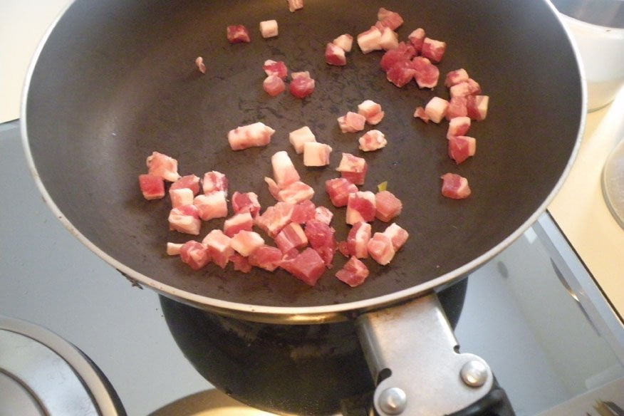 pasta-con-crema-di-peperoni-e-pancetta-010