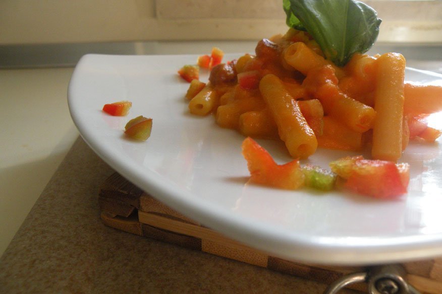 pasta-con-crema-di-peperoni-e-pancetta-016