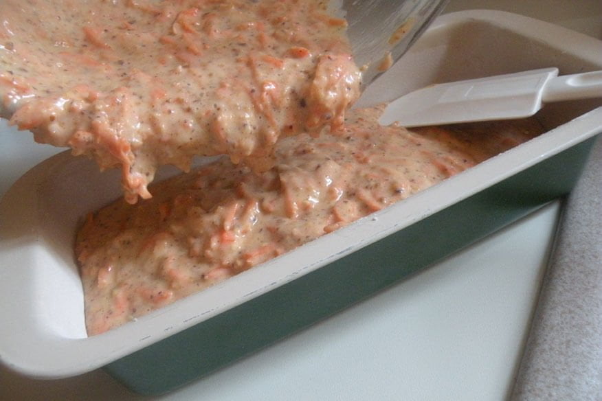 plumcake-yogurt-carote-e-nocciole-008