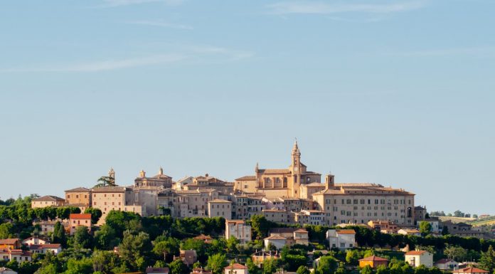 “Sposami a Corinaldo”: quando un borgo diventa la scenografia perfetta per il vostro “sì”